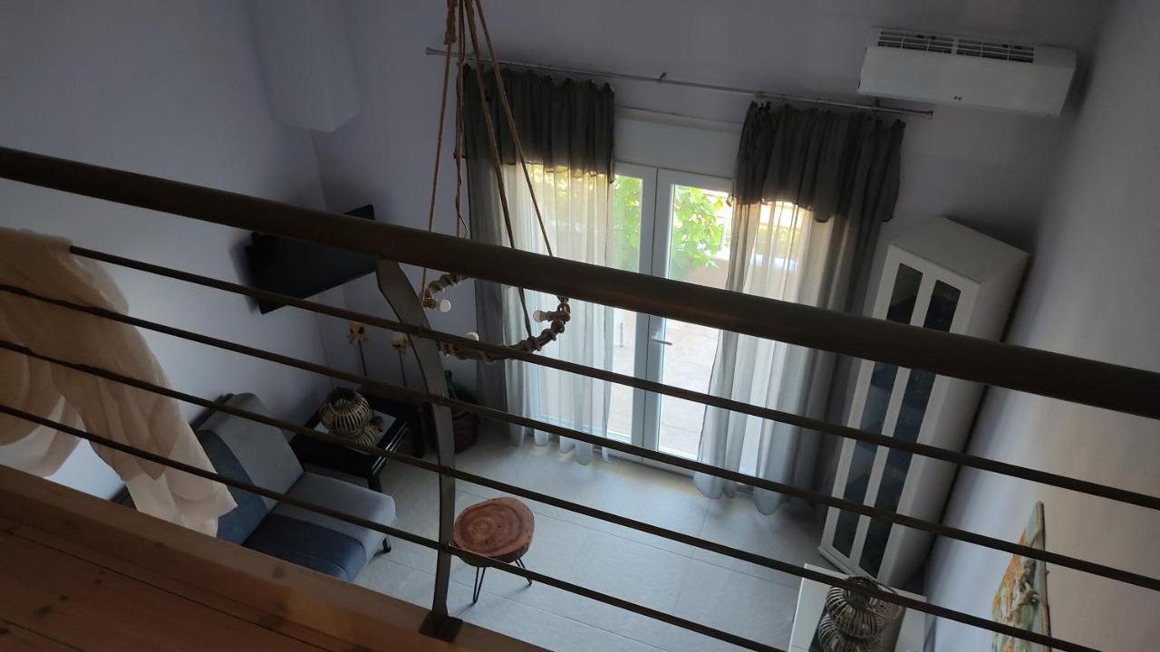 Asterias Maisonette & Apartments Karianí エクステリア 写真